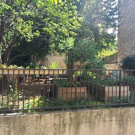 Studio Au Coeur Historique De Montpellier, 2 Personnes Et Wifi Exterior photo