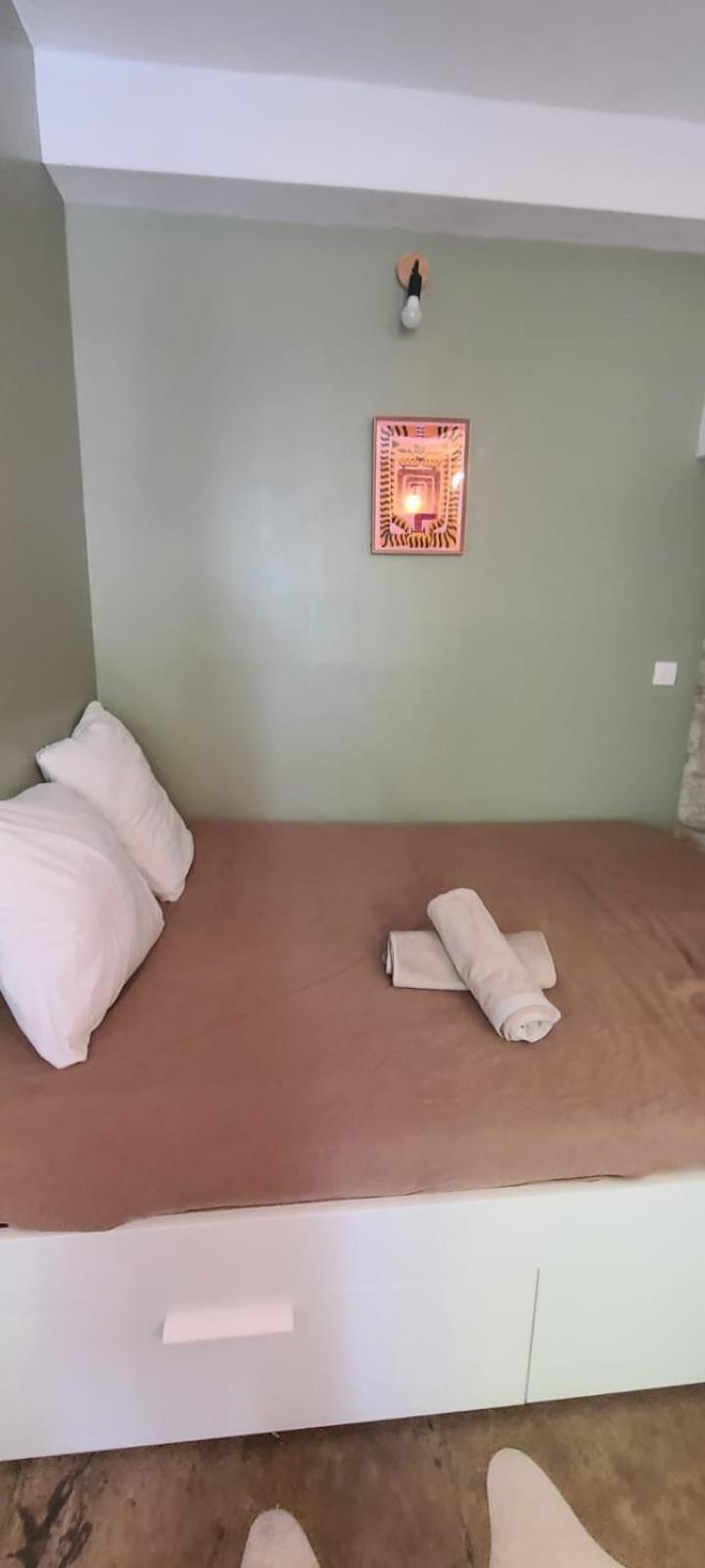 Studio Au Coeur Historique De Montpellier, 2 Personnes Et Wifi Exterior photo
