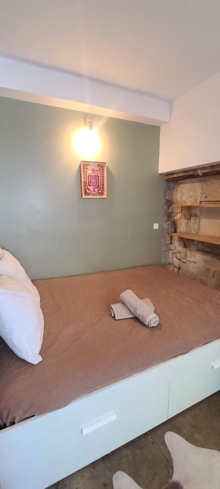 Studio Au Coeur Historique De Montpellier, 2 Personnes Et Wifi Exterior photo